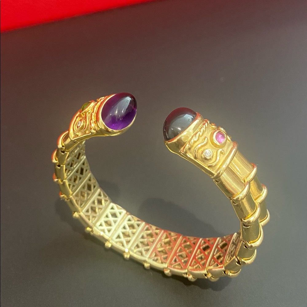 Amethyst Gemstones & Diamond Bracelet